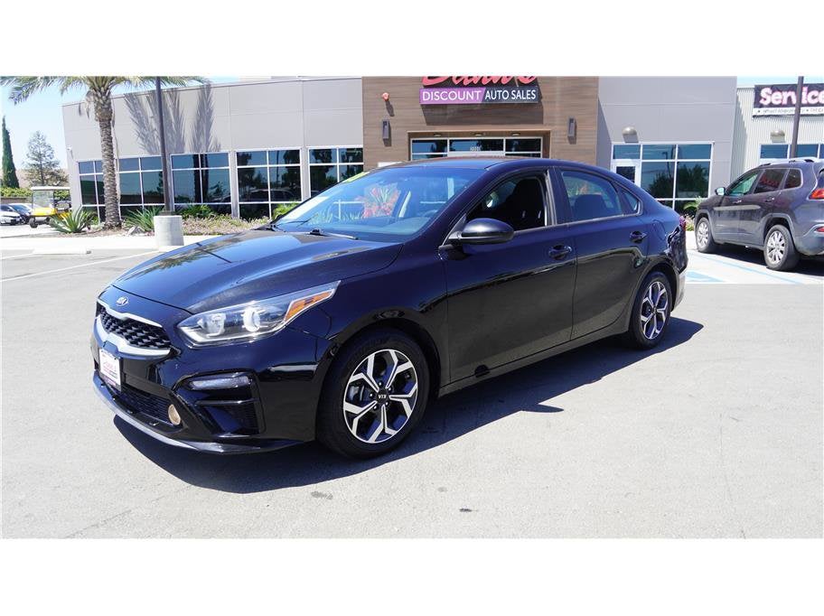 2021 Kia Forte — side profile view