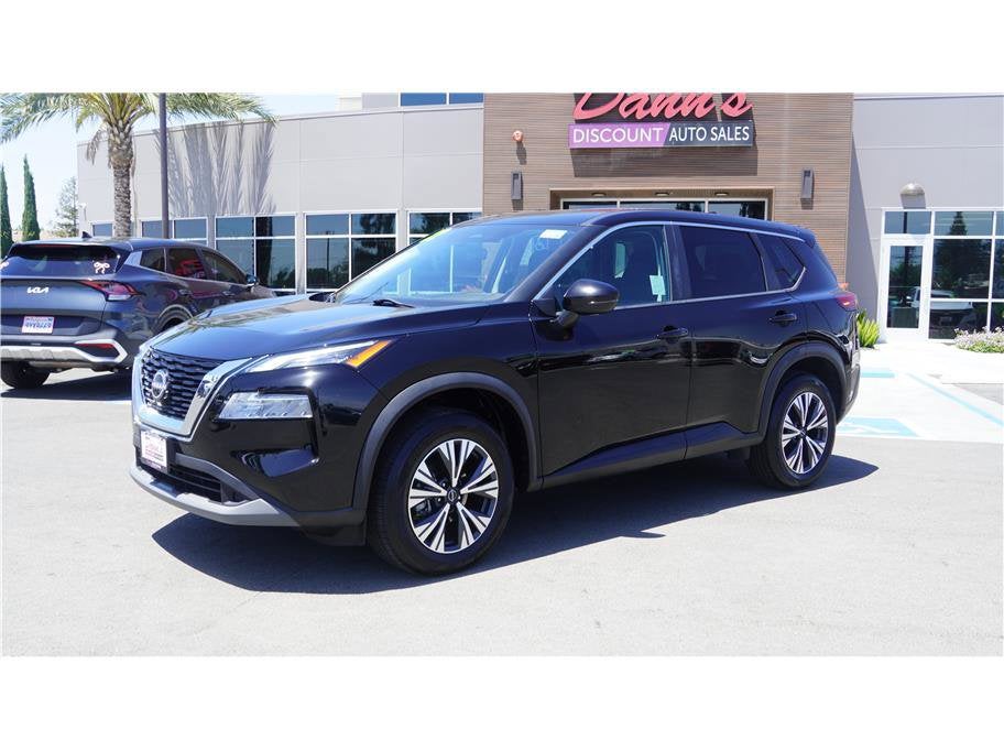 2022 Nissan Rogue — side profile view