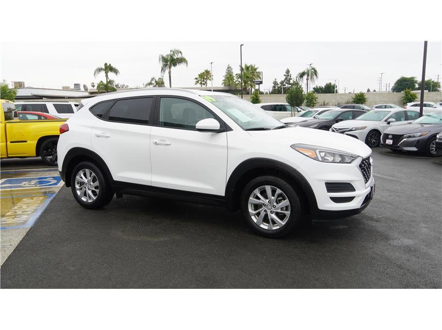 2019 Hyundai Tucson — interior view
